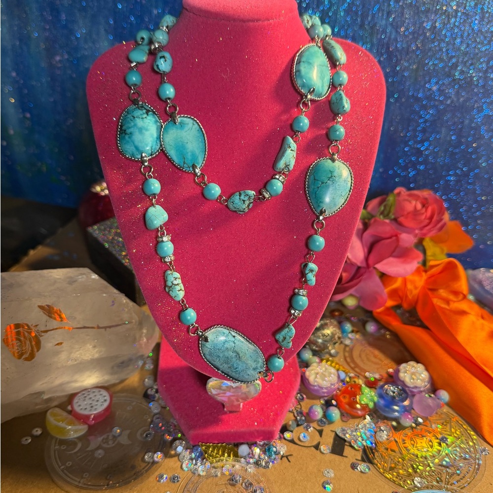 Vintage Stauer necklace genuine Turquoise Sterling Silver Accents Stunning!